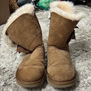 Cozy Shearling-Lined Brown Boots